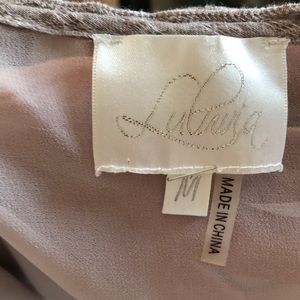 Lulumari Tops - Sleeveless top Lulumari Tops - Sleeveless top